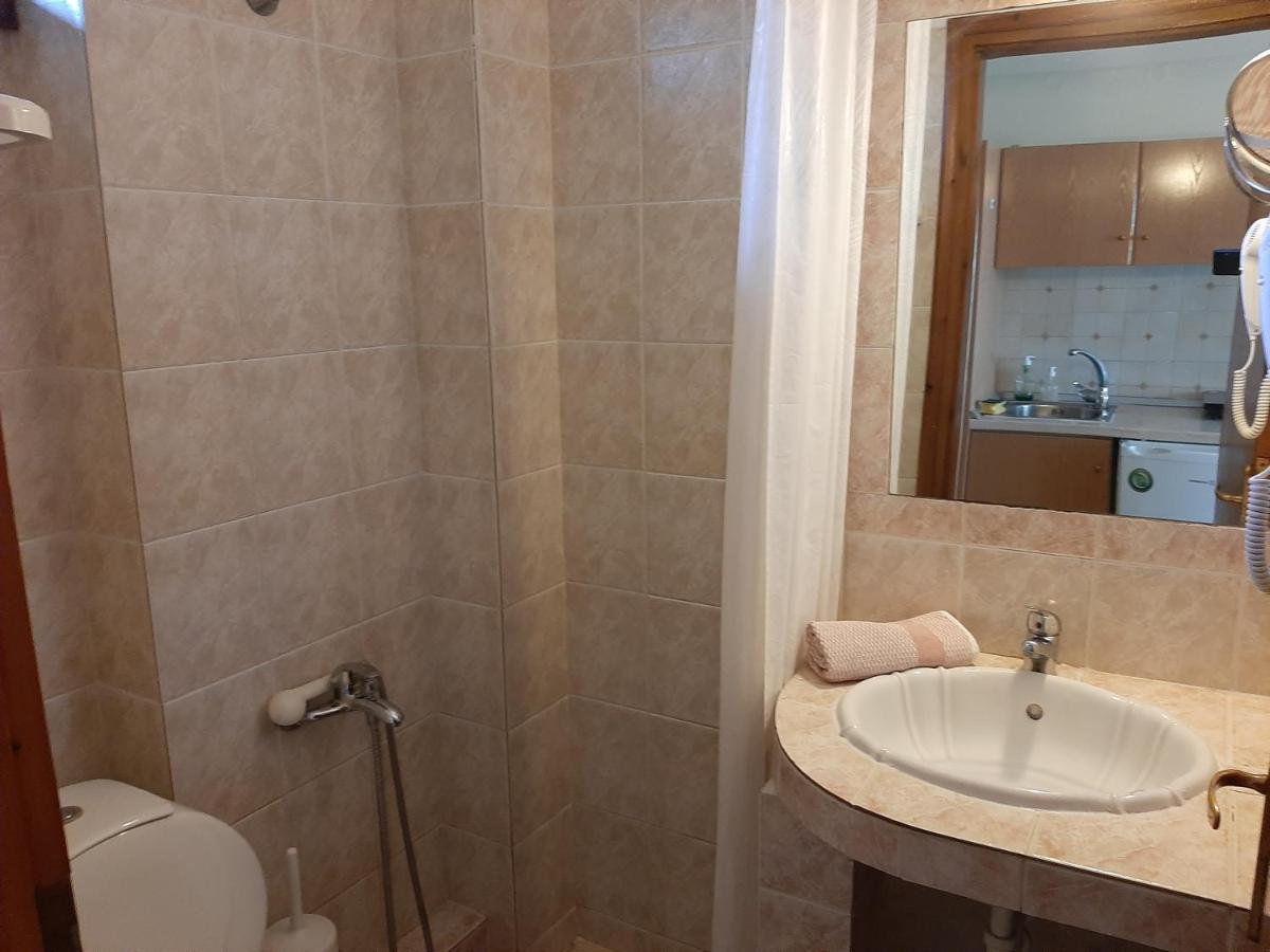 Hotel Flesvos Пефкохори Экстерьер фото