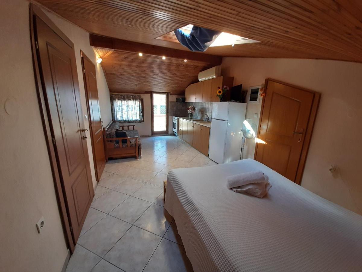 Hotel Flesvos Пефкохори Экстерьер фото